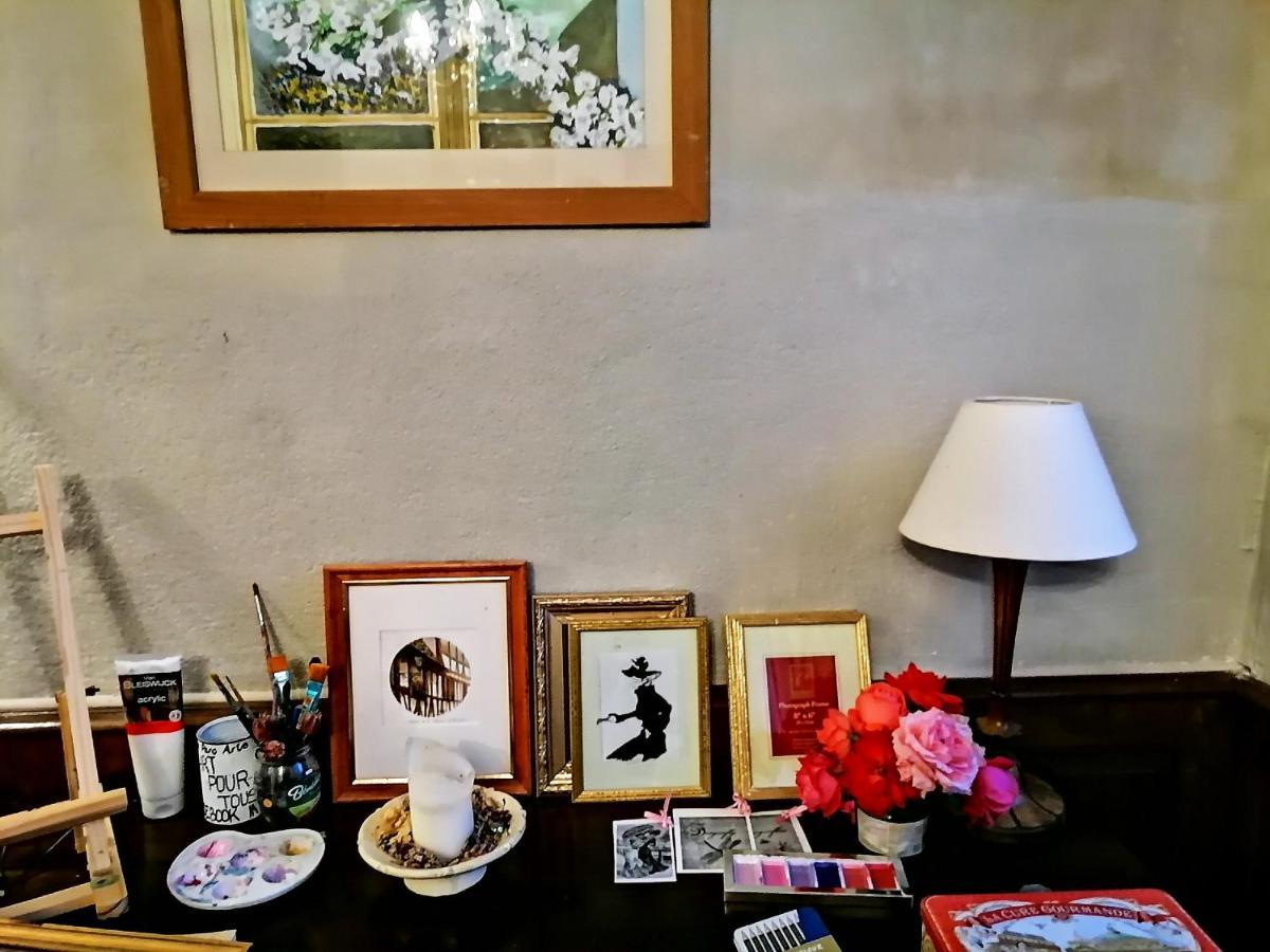 La Petite Maison Des Artiste Villa Saint-Sulpice-les-Feuilles Екстериор снимка