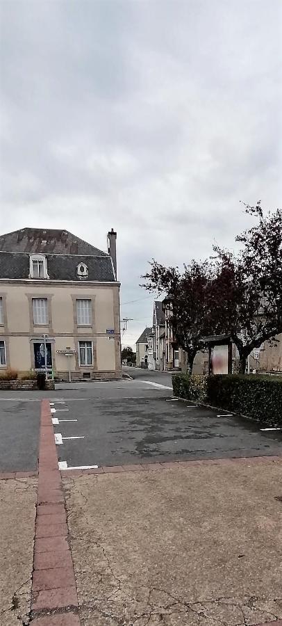 La Petite Maison Des Artiste Villa Saint-Sulpice-les-Feuilles Екстериор снимка